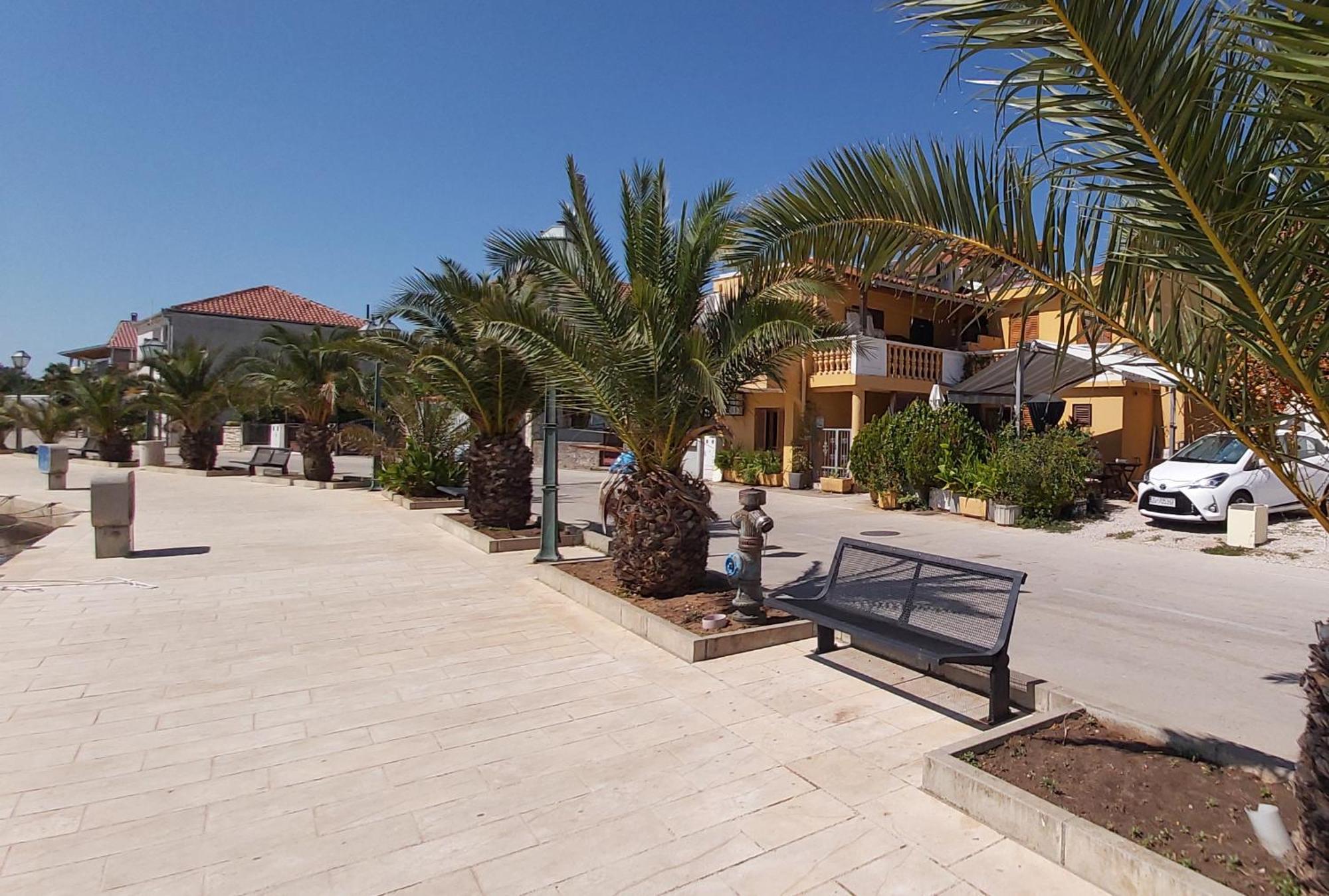 Luxury Apartment By The Sea With Private Whirlpool And Terrace 50M2 Posedarje Luaran gambar
