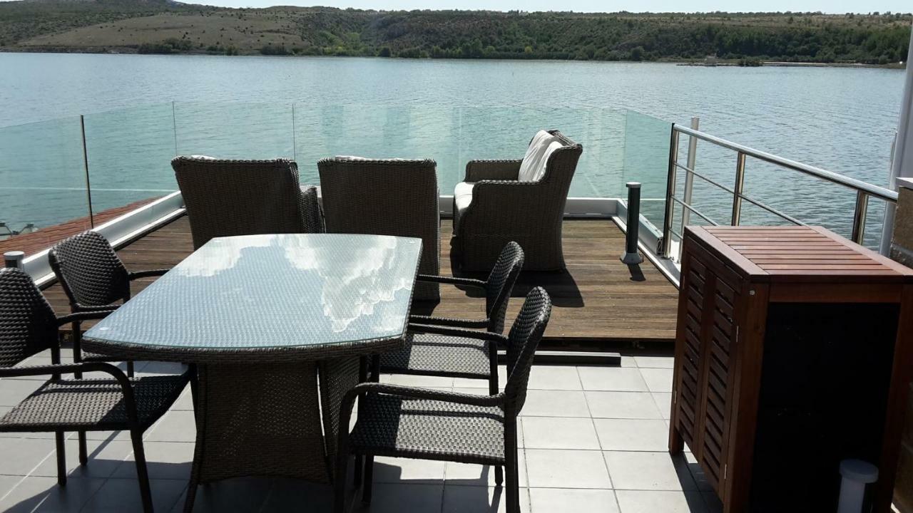 Luxury Apartment By The Sea With Private Whirlpool And Terrace 50M2 Posedarje Luaran gambar