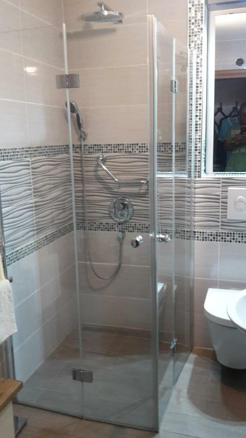 Luxury Apartment By The Sea With Private Whirlpool And Terrace 50M2 Posedarje Luaran gambar