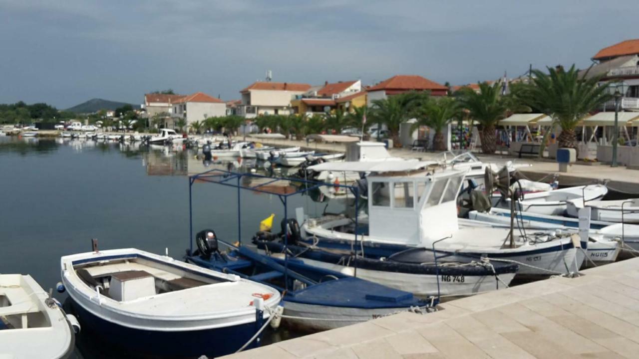 Luxury Apartment By The Sea With Private Whirlpool And Terrace 50M2 Posedarje Luaran gambar